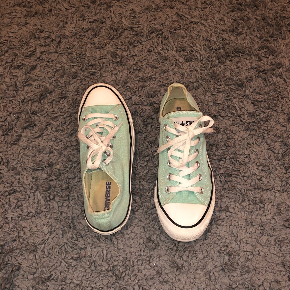 Converse all star size 8 light teal sneakers